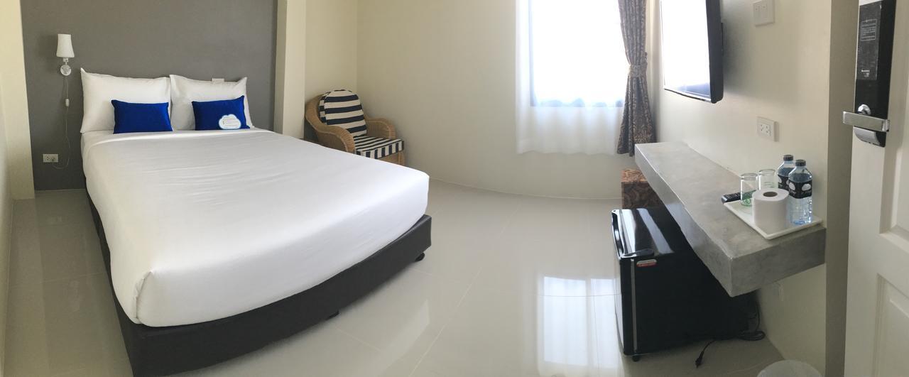 U Sleep Chiangmai Hotel Chiang Mai Exterior photo