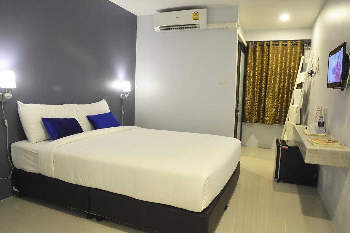 U Sleep Chiangmai Hotel Chiang Mai Exterior photo